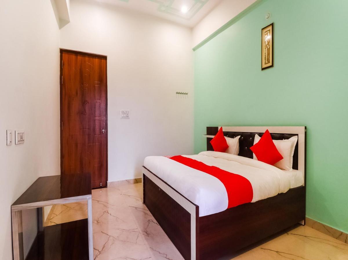 Oyo Lck1233 Rivaaj Palace Lakhnau Kültér fotó